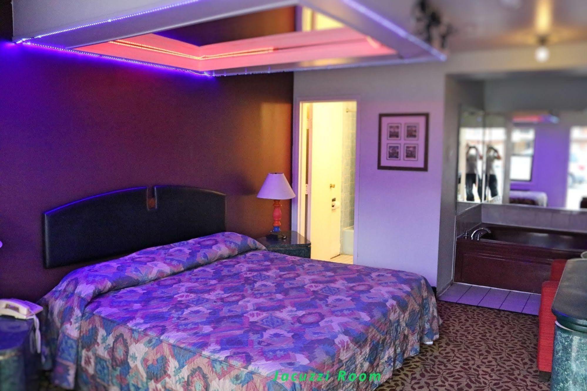 Miami Inn & Suites Oak Lawn Exteriör bild